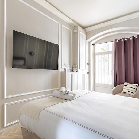 Luxury And Design Studio Invalides Париж Екстериор снимка